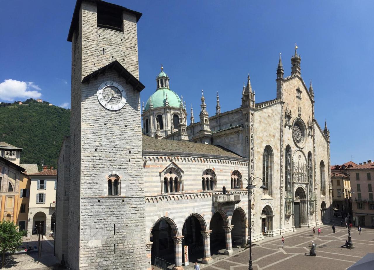 Ancient Courtyard Bonanomi In Como Historic Centre エクステリア 写真